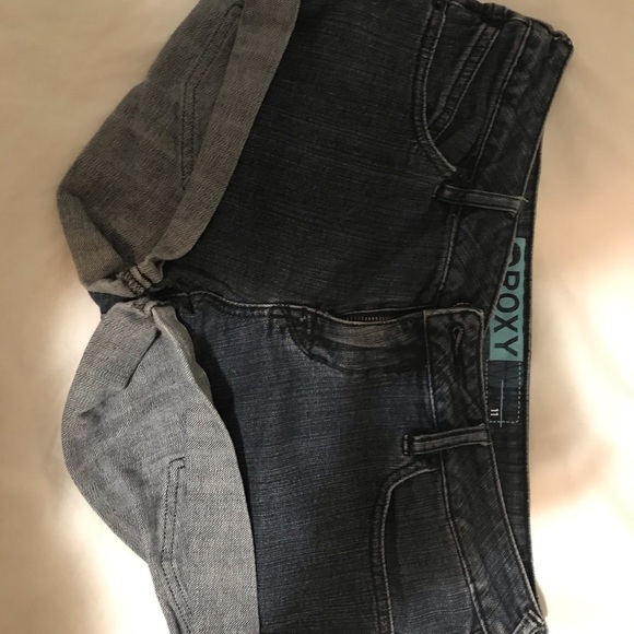 Shorts - Picture 4 of 8